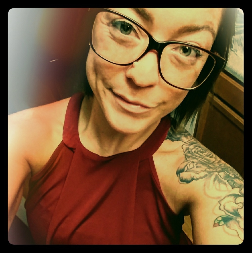 Meet your Posher, Ashley
